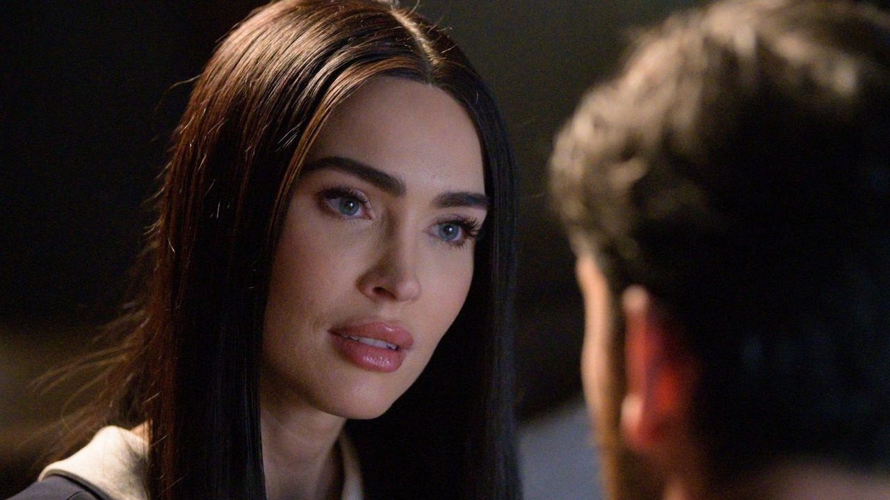 Od dziś na Prime Video obejrzysz thriller sci-fi z Megan Fox w roli androidki. Ubiegłoroczne widowisko może być hitem tego weekendu, źródło grafiki: Uległość, S.K. Dale, Millennium Media, 2024.