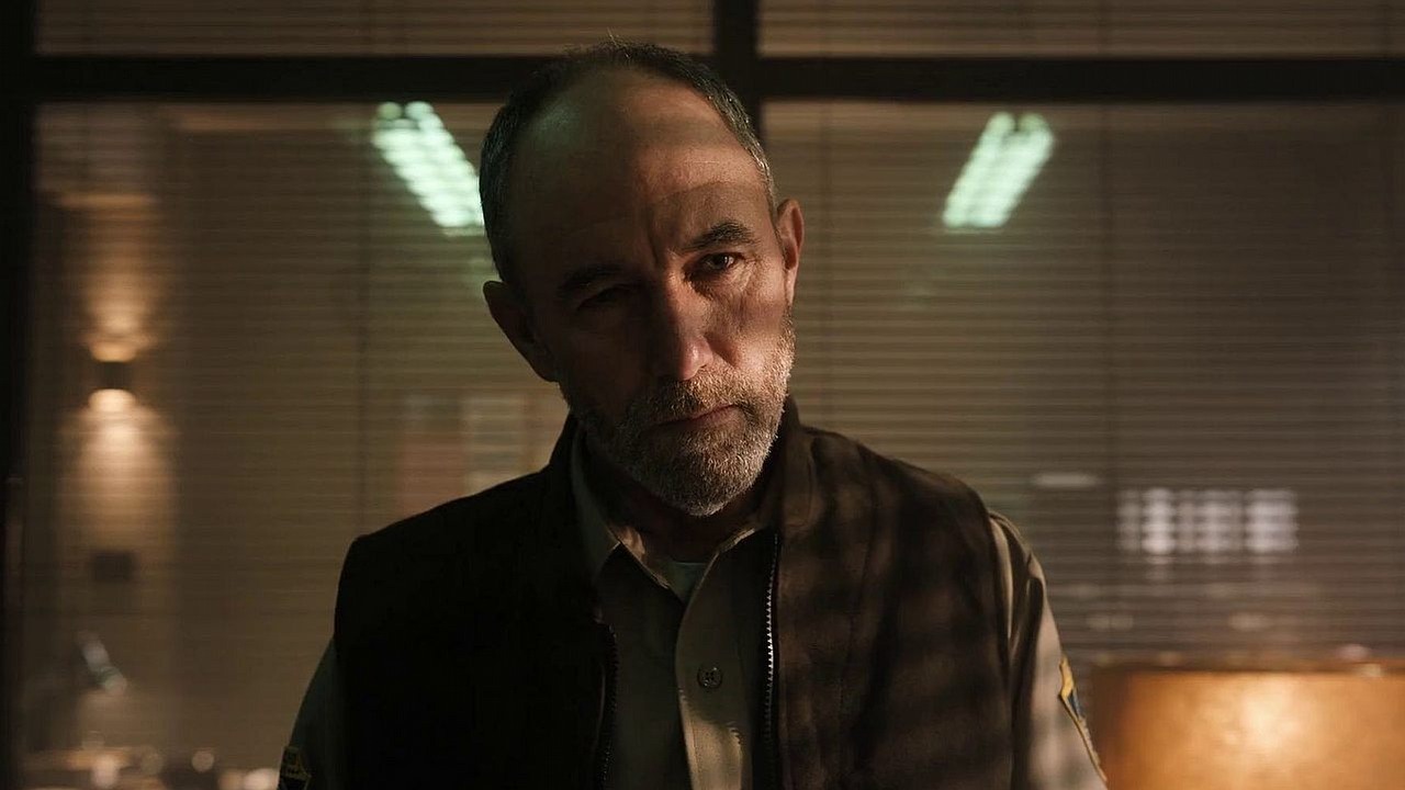 Netflix nie traci czasu i wkrótce zacznie kręcić 3. sezon największego serialu w swojej historii. Jest szansa, że nie będziemy musieli czekać aż 3 lata, źródło grafiki: Wednesday, Alfred Gough, Netflix, 2025.