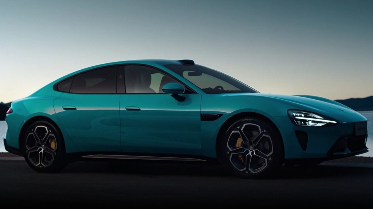 Xiaomi SU7 odjechał sam. Właściciel przysięga, że to nie on kazał mu parkować, źródło grafiki: Xiaomi; materiały promocyjne.