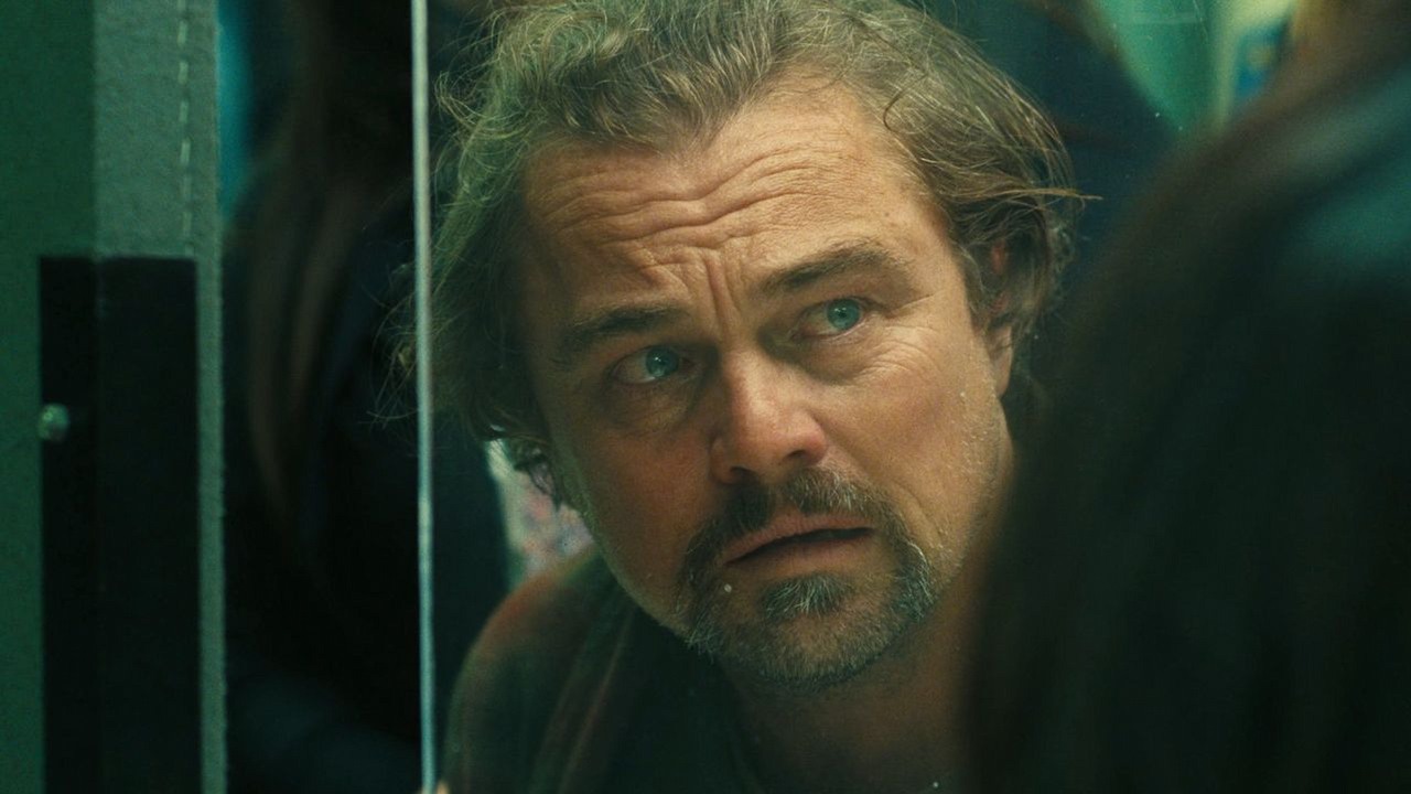 Najlepszy film roku to jednocześnie spektakularna kasowa porażka. Studio straci przez widowisko z DiCaprio ponad 100 mln dolarów, źródło grafiki: Jedna bitwa po drugiej, Paul Thomas Anderson, Warner Bros., 2025.