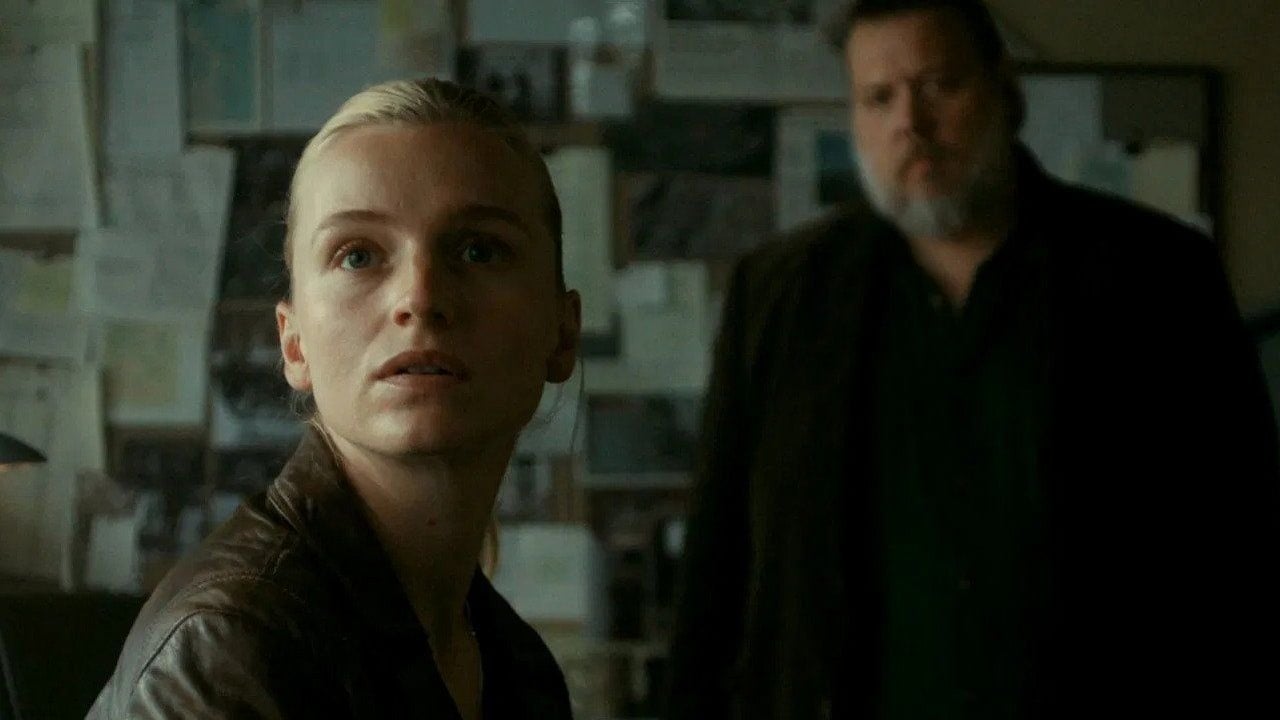 6 odcinków idealnych na maraton z Netflixem. Skandynawski kryminał potrzebował tylko 24 godzin, by stać się numerem 1 w Polsce, źródło grafiki: Inwigilacja, Sandra Grimes, Netflix, 2025.