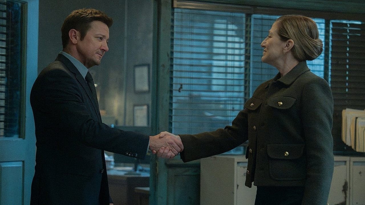 Dziś na SkyShowtime powrócił trzymający w napięciu kryminalny hit. To najlepszy sezon w historii serialu, źródło grafiki: Burmistrz Kingstown, Taylor Sheridan, Hugh Dillon, Paramount+, 2025.