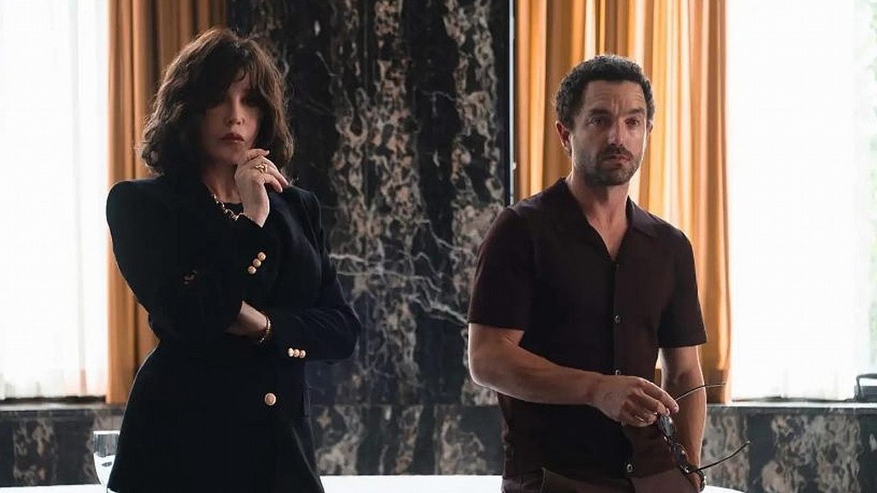 Dziś na Netflix: elektryzujący thriller w 6 odcinkach, niezalecany dla osób poniżej 16 roku życia, który możesz obejrzeć w jedno popołudnie, źródło grafiki: W mroku słońca, Nils-Antoine Sambuc, Netflix, 2025.