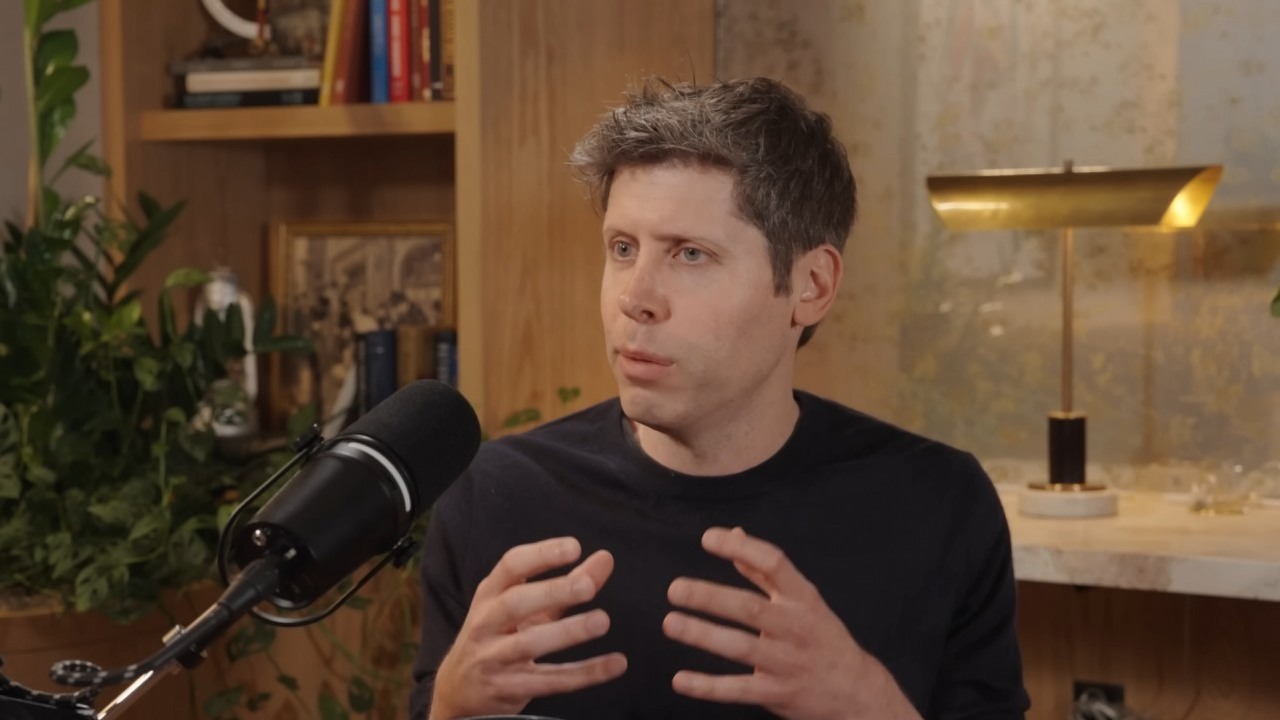 Sam Altman nie uważa, że rząd będzie musiał ratować bańkę AI tak jak miało to miejsce w przypadku bańki mieszkaniowej, źródło grafiki: YouTube: Cleo Abram; 2025.