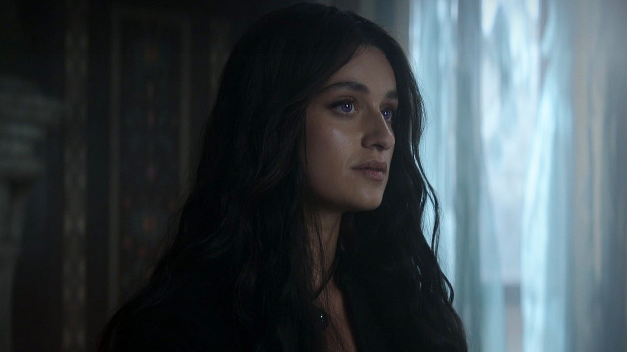 „Bardzo mnie to dotknęło”. Aktorka z Wiedźmina grająca Yennefer doświadczyła „przerażającego” i „dość intensywnego” nękania przez fanów, źródło grafiki: Wiedźmin, Lauren Schmidt-Hissrich, Netflix, 2025.