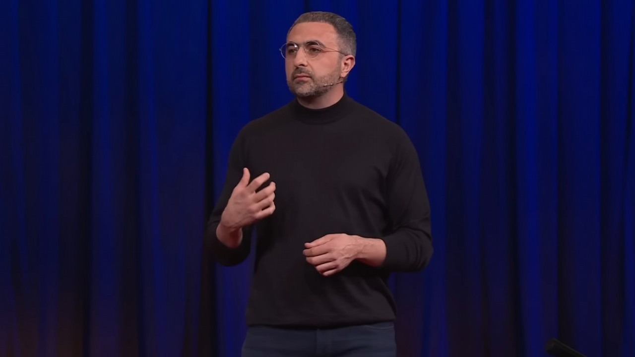 Prezes Microsoftu ds. AI nie rozumie braku ekscytacji sztuczną inteligencją, źródło grafiki: YouTube: TED; 2024.