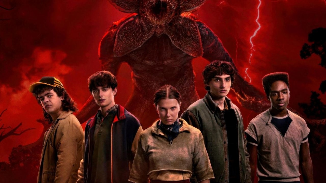 „Oglądam to ponownie i czuję zażenowanie". Twórcy Stranger Things przyznają się do jednego z największych błędów serialu sci-fi Netflixa, źródło grafiki: Stranger Things, Ross Duffer, Netflix, 2025.