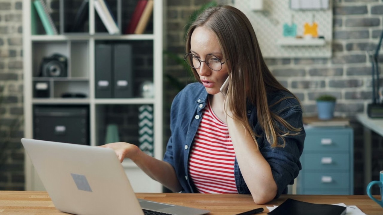 W celu zwalczania fałszowania tożsamości od 1 stycznia niechciane połączenia telefoniczne we Francji będą wyświetlane jako „numery zastrzeżone”, źródło grafiki: Vitaly Gariev; Unsplash.com; 2024.