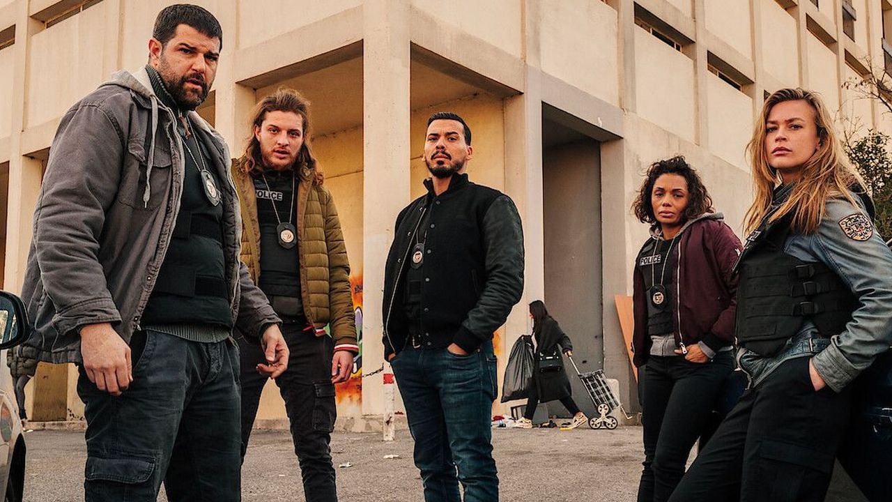 Lubiany francuski serial kryminalny Netflixa powrócił z 2. sezonem. Wszystkie 6 odcinków już dostępne, a nowa seria jest w top 10, źródło grafiki: Blood Coast, Olivier Marchal, Netflix, 2023.