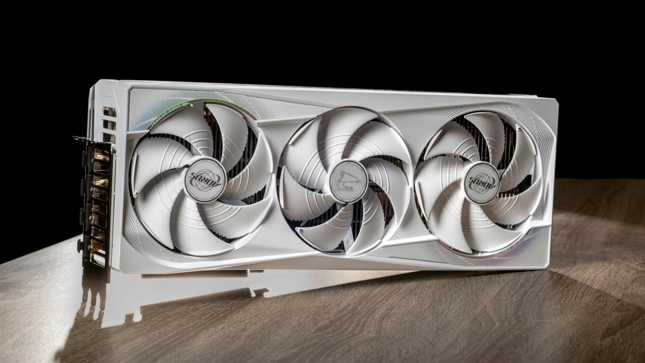 NVIDIA opracowuje technologię śledzenia lokalizacji; doniesienia sugerują, że ma ona powstrzymać przemytników kart graficznych, źródło grafiki: Dao Hieu; Unsplash.com; 2025.