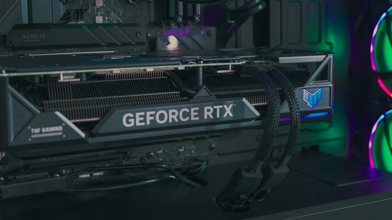 Trudne czasy dla graczy PC? NVIDIA zmniejszy o nawet 40% produkcję gamingowych kart graficznych, jeśli sprawdzi się najczarniejszy scenariusz, źródło grafiki: Onur Binay; Unsplash.com; 2023.