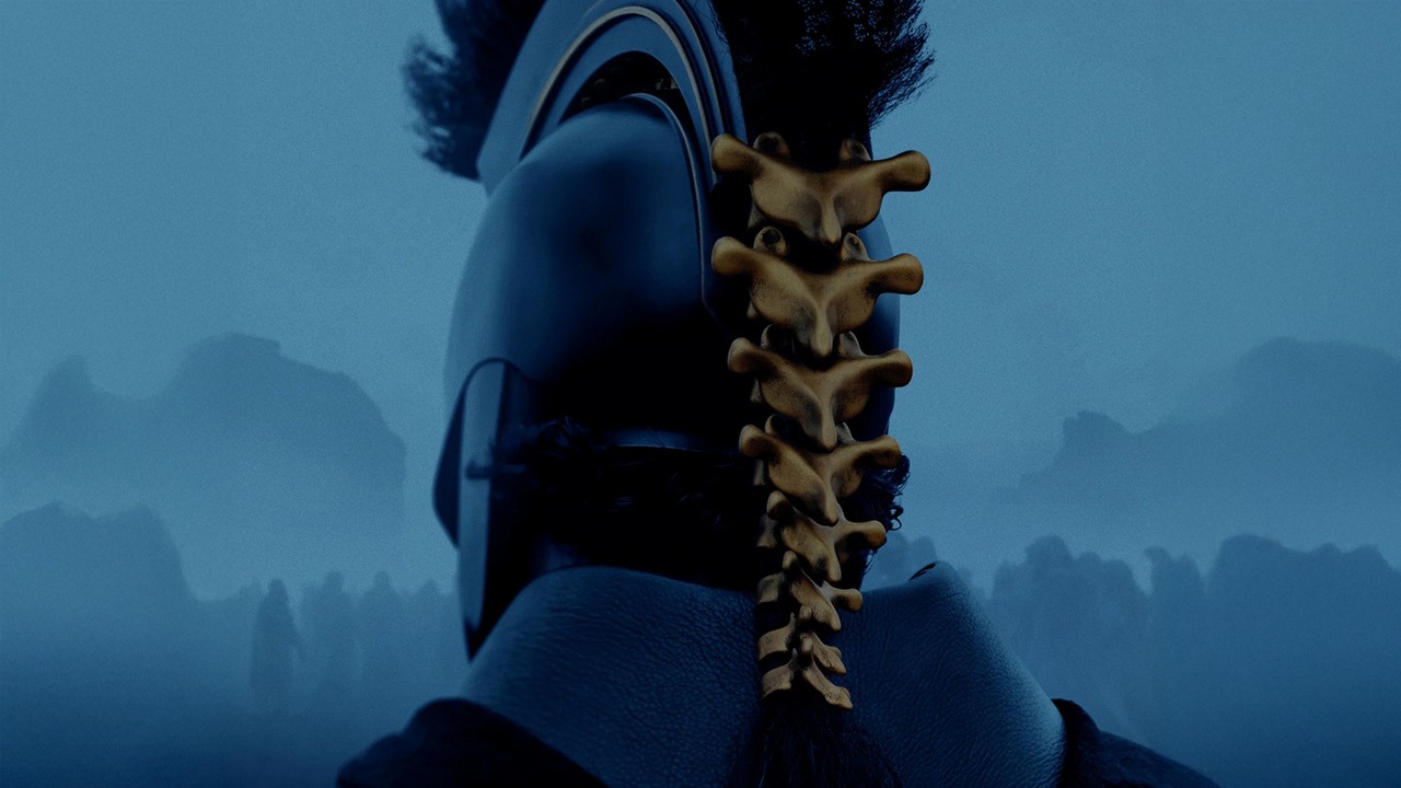 „Wygląda jak wydrukowana w 3D”. Odyseja Christophera Nolana rozśmiesza i szokuje internautów, krytyka kostiumów nie milknie, źródło grafiki: Odyseja, Christopher Nolan, Universal Pictures, 2026.