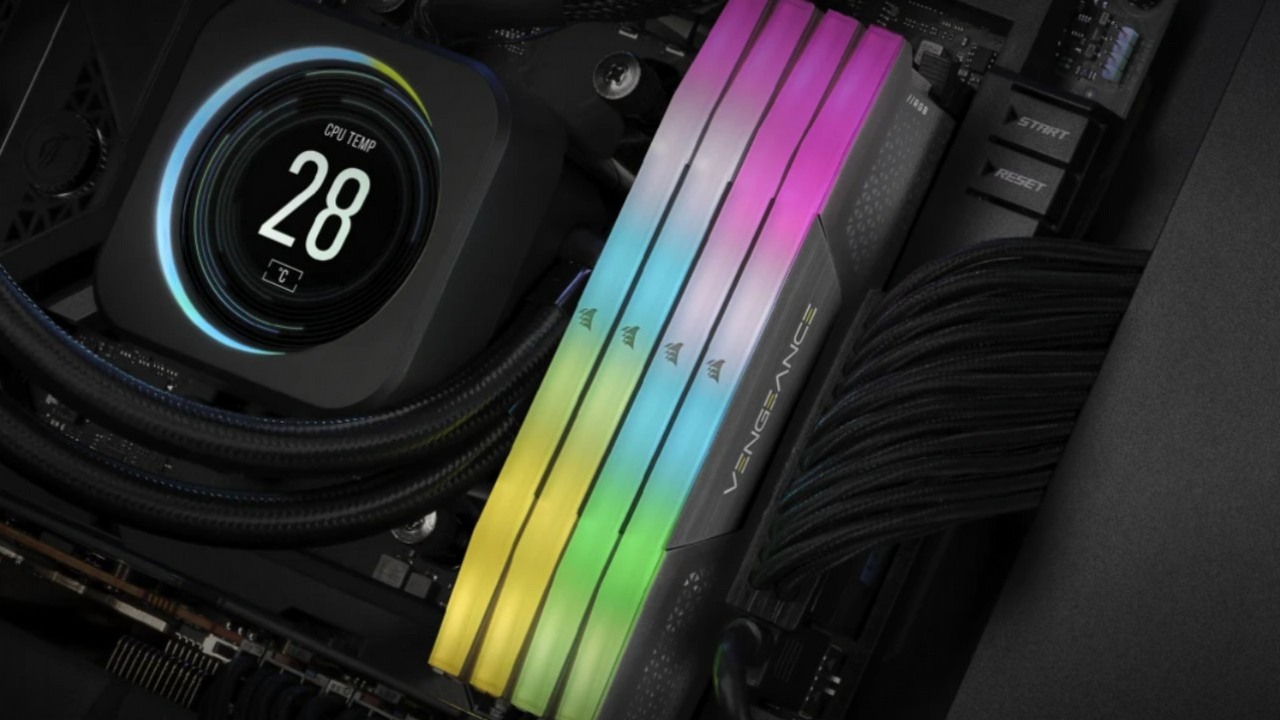 „Dajcie mu medal” - sprzedawca sprzedaje graczowi 64 GB pamięci RAM za grosze, która w rzeczywistości kosztuje 5 000 zł, a nawet dostarcza ją do domu, źródło grafiki: Corsair; materiały promocyjne.