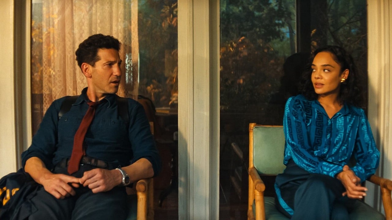 Tylko 4 dni dzielą nas od premiery nowego thrillera Netflixa z dwiema gwiazdami Marvela. Zapowiada się na kolejny hit platformy, źródło grafiki: Zabójcza przyjaźń, Dee Johnson, Netflix, 2026.