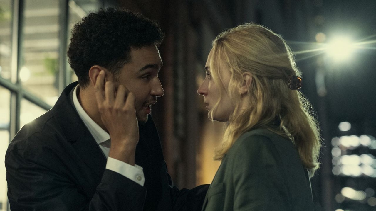 W tym tygodniu obejrzysz 2 kryminalne nowości: na Prime Video premiera „pełnego adrenaliny thrillera” z gwiazdą Gry o tron, Netflix opowie o prawdziwym fałszerzu, źródło grafiki: Steal, Sotiris Nikias, Prime Video, 2026.