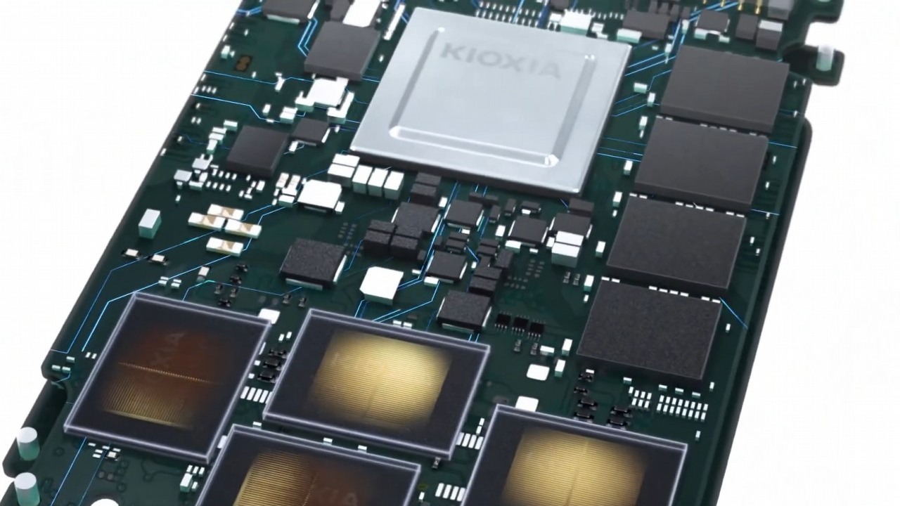 Produkcja pamięci NAND wyprzedana na cały 2026 rok od znanego producenta; firmy inwestują w AI, bo boją się stracić swoją szansę, źródło grafiki: YouTube: KIOXIA Europe; 2021.