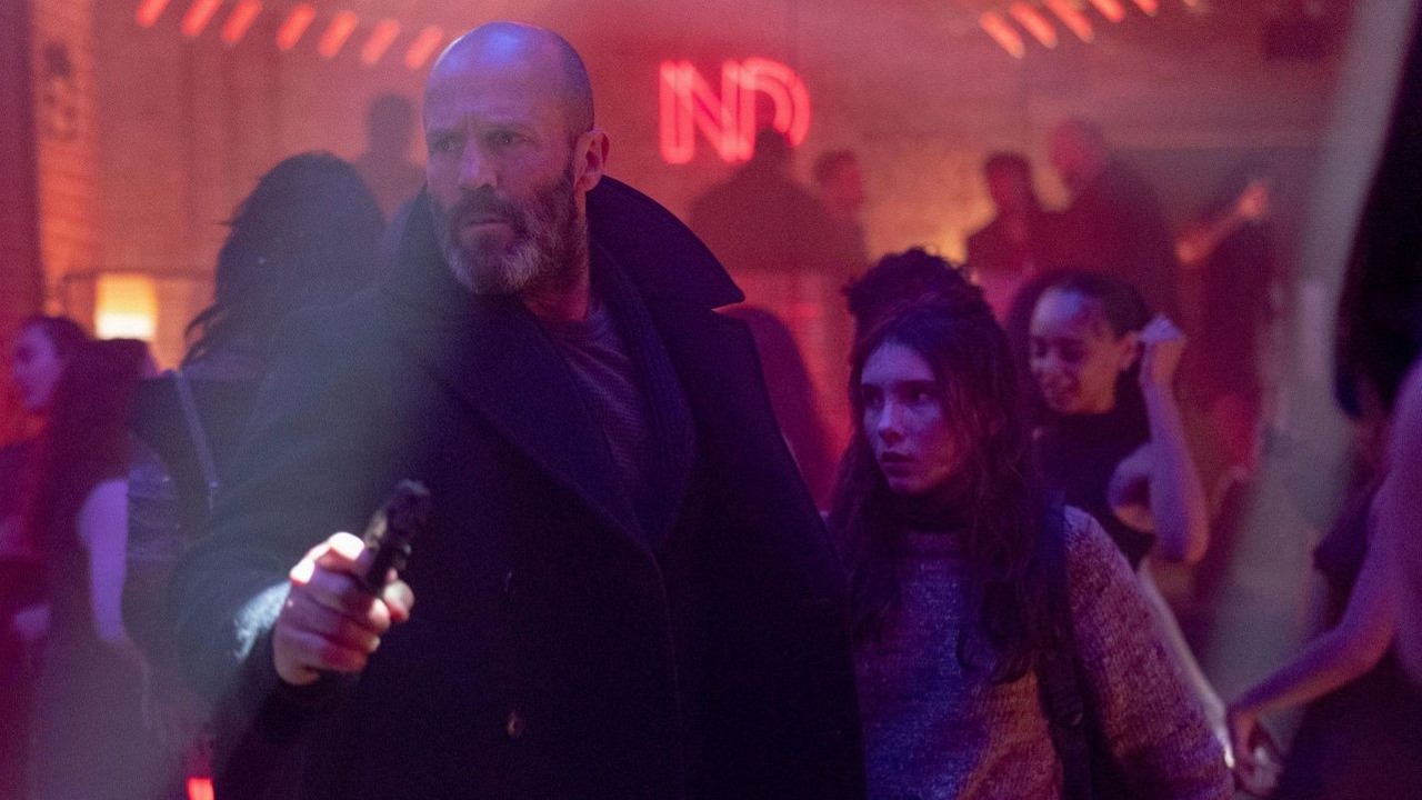 „Znakomity”. Stephen King zachwycony nowym hitem akcji z Jasonem Stathamem - za tydzień wreszcie w naszych kinach, źródło grafiki: Shelter, Ric Roman Waugh, Punch Palace Pictures, 2026.