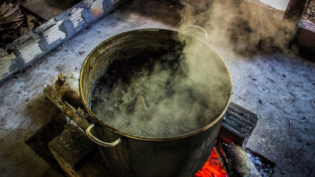 Od sukcesu Wiedźmina do rytuału w Czechach. Założyciele CD Projektu na radarze prokuratury, donosi Onet, źródło grafiki: Gemini / Petr Kinšt..