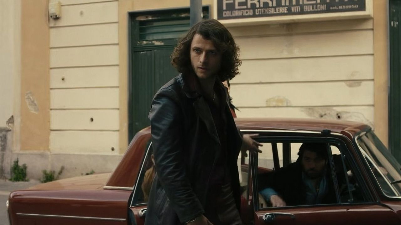 Jutro premiera Gomorrah: The Origins. Wszystkie 6 odcinków prequela pojawi się SkyShowtime tego samego dnia, źródło grafiki: Gomorrah: The Origins, Roberto Saviano, Cattleya / SKY Studios, 2026.