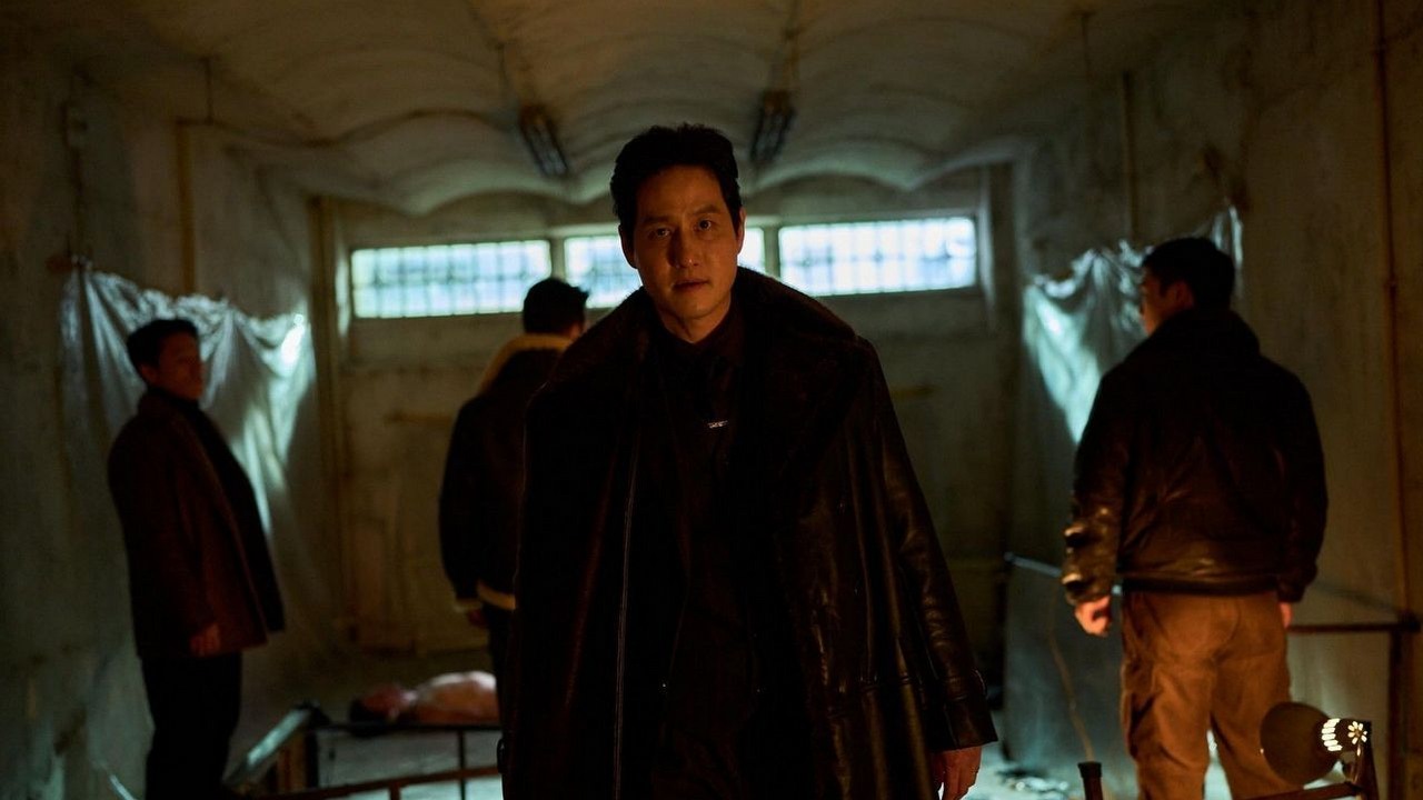 Dziś na Netflix premiera nowego mrocznego thrillera. To koreańska produkcja dla miłośników „elektryzującej” akcji i szpiegowskich widowisk, źródło grafiki: Humint, Ryoo Seung-wan, 2026.