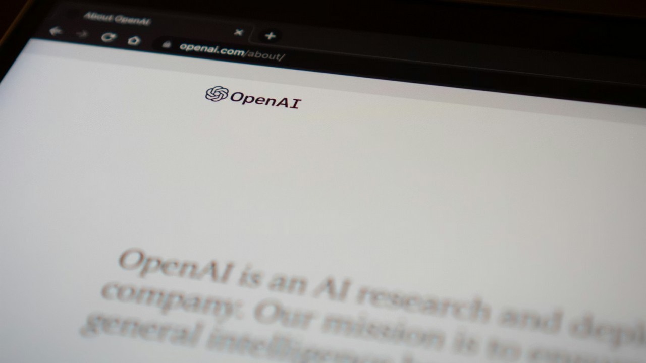 OpenAI zgarnia 122 mld dolarów i przyspiesza rewolucję, którą już odczuwasz, źródło grafiki: Jonathan Kemper; Unsplash.com; 2023.