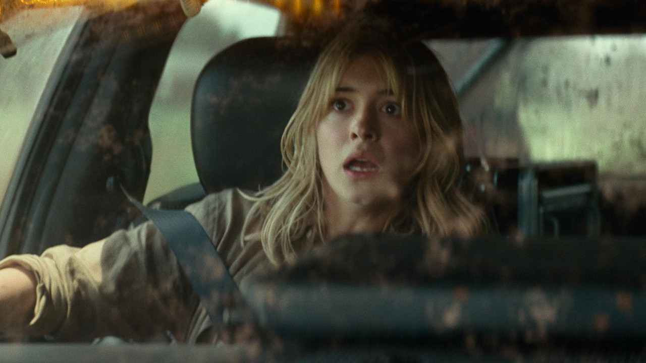 Wkrótce z Netflixa zniknie katastroficzny hit, który poleca 90% widzów. To sequel kinowego przeboju sprzed 30 lat, źródło grafiki: Twisters, Lee Isaac Chung, Warner Bros. Pictures, 2024.