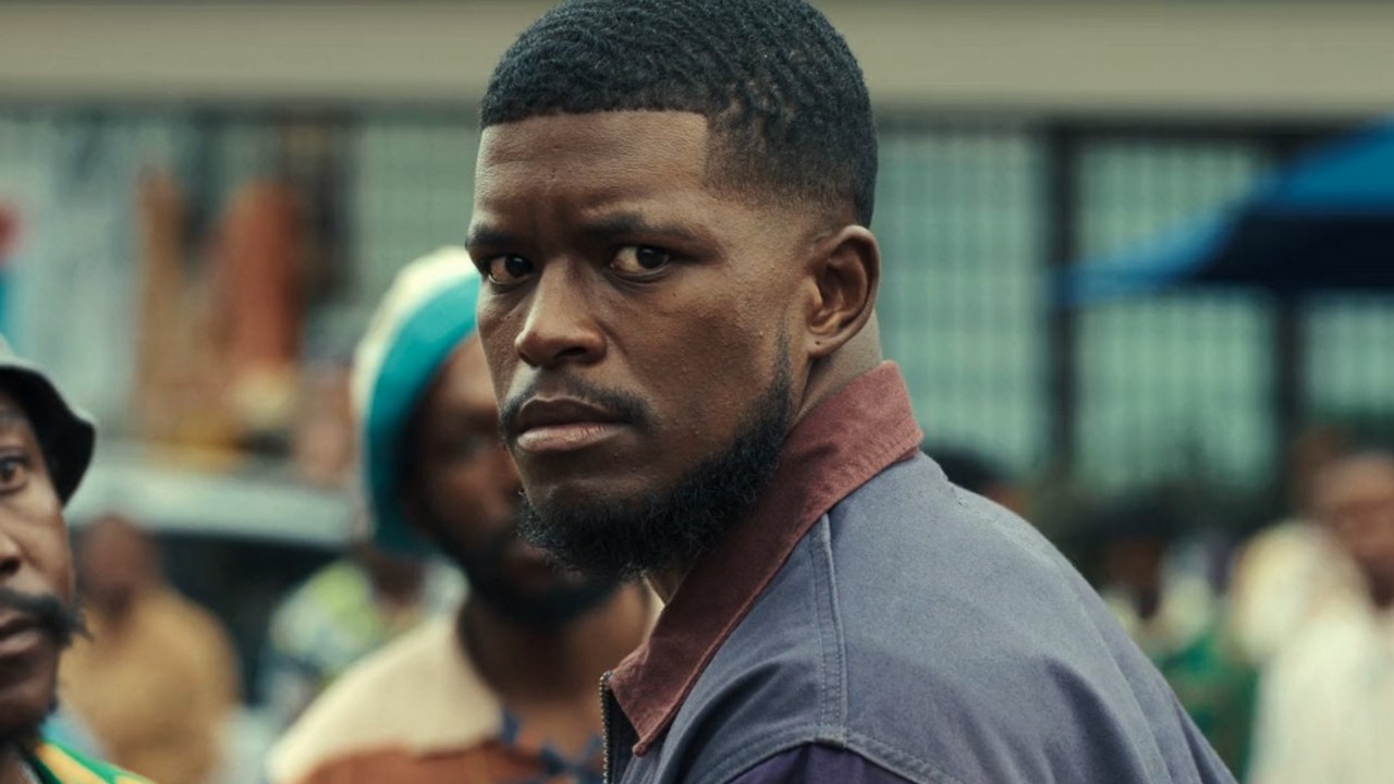 Numer 1 Netflixa w niemal 50 krajach. Nowy thriller kryminalny rządzi na liście przebojów, choć rozczarowuje widzów, źródło grafiki: 180, Alex Yazbek, Netflix, 2026.