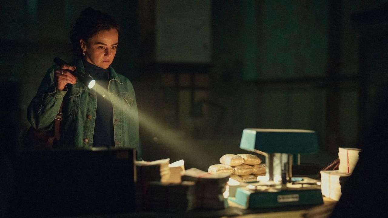 Ma tylko 6 odcinków i aż 93% na Rotten Tomatoes. Pełen adrenaliny nowy thriller szpiegowski Netflixa jest hitem, źródło grafiki: Legendy, Neil Forsyth, Netflix, 2026.