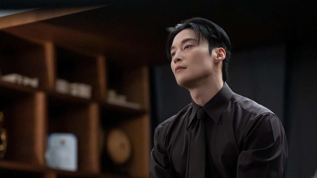 Netflix ma nowy koreański hit. Błyskawicznie trafił do top 10, choć premierę miały tylko 2 odcinki, źródło grafiki: Mój królewski wróg, Han Tae-sub, Netflix, 2026.