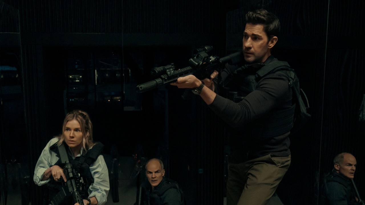 W tym tygodniu obejrzysz: obiecujące 8-odcinkowe sci-fi Netflixa i nową, „inteligentną” odsłonę hitowego uniwersum thrillerów akcji Prime Video, źródło grafiki: Jack Ryan Toma Clancy'ego: Wojna duchów, Andrew Bernstein, Amazon, 2026.
