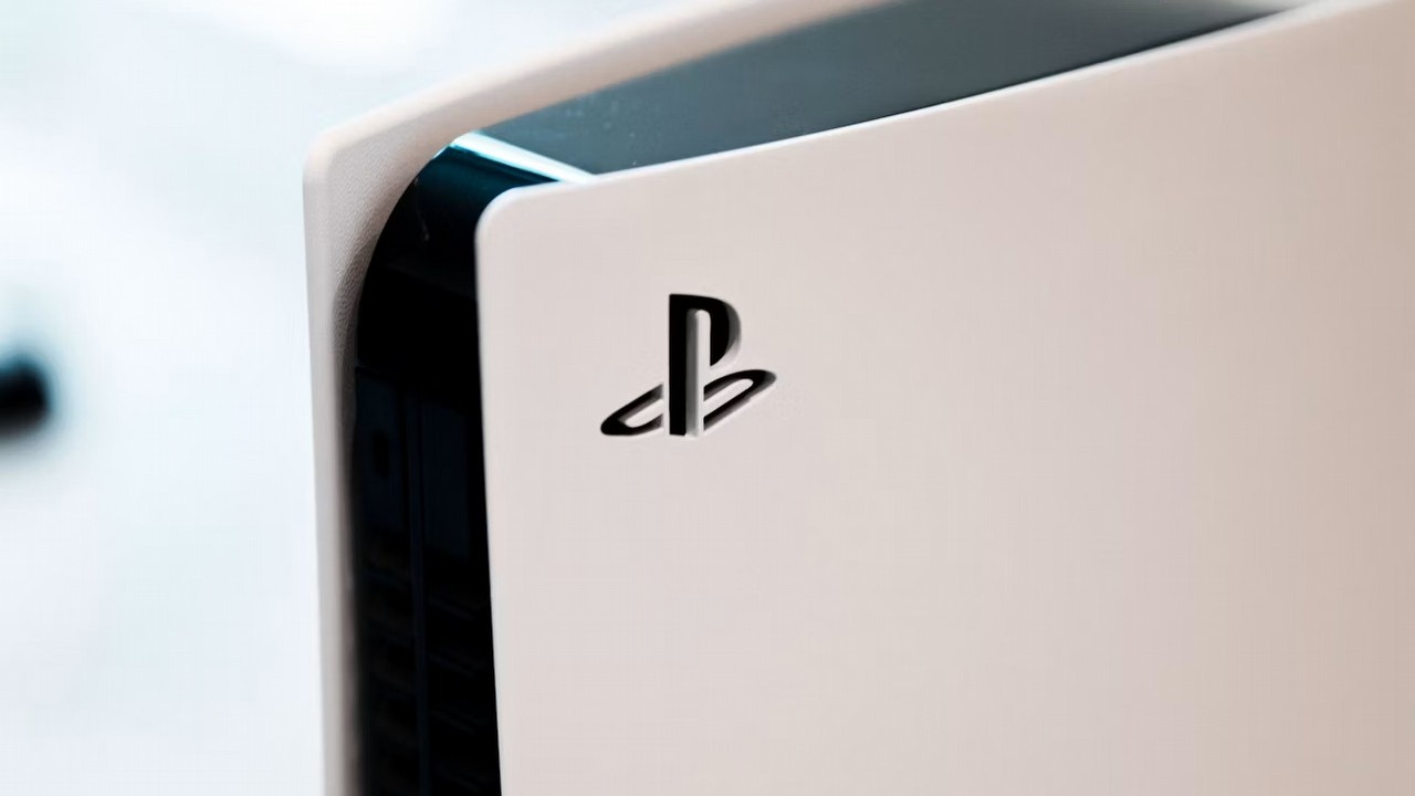 Ceny Steam Machine ujawniły bolesną prawdę zdaniem ekspertów. Nadchodzi era konsol za ponad 4000 złotych, źródło grafiki: Charles Sims; Unsplash.com; 2020.