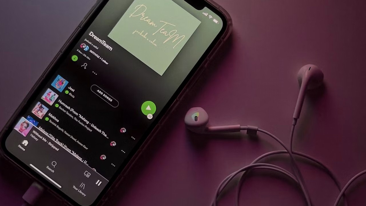 Spotify usunęło 75 milionów utworów AI i wyznaczyło nową, nieprzekraczalną granicę, źródło grafiki: Imtiyaz Ali; Unsplash.com; 2021.