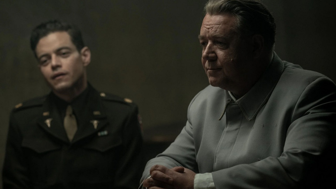 Za 5 dni na Prime Video obejrzysz polecany przez 95% widzów thriller psychologiczny. To jedna z najważniejszych sierpniowych premier serwisu, źródło grafiki: Norymberga, James Vanderbilt, Bluestone Entertainment, 2025.