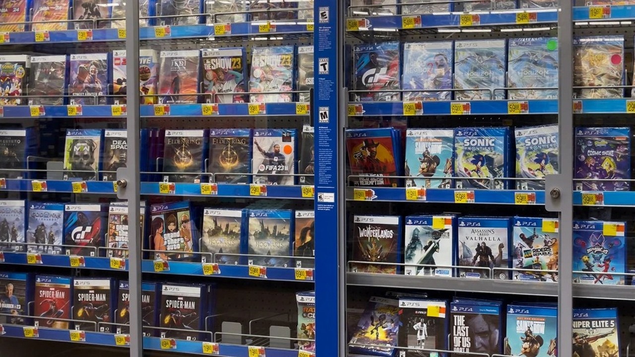 Sony odpowiada na obawy sklepów stacjonarnych po decyzji o końcu płyt z grami. „Zawsze byli dla nas bardzo ważni”, źródło grafiki: Adobe Stock Photo.
