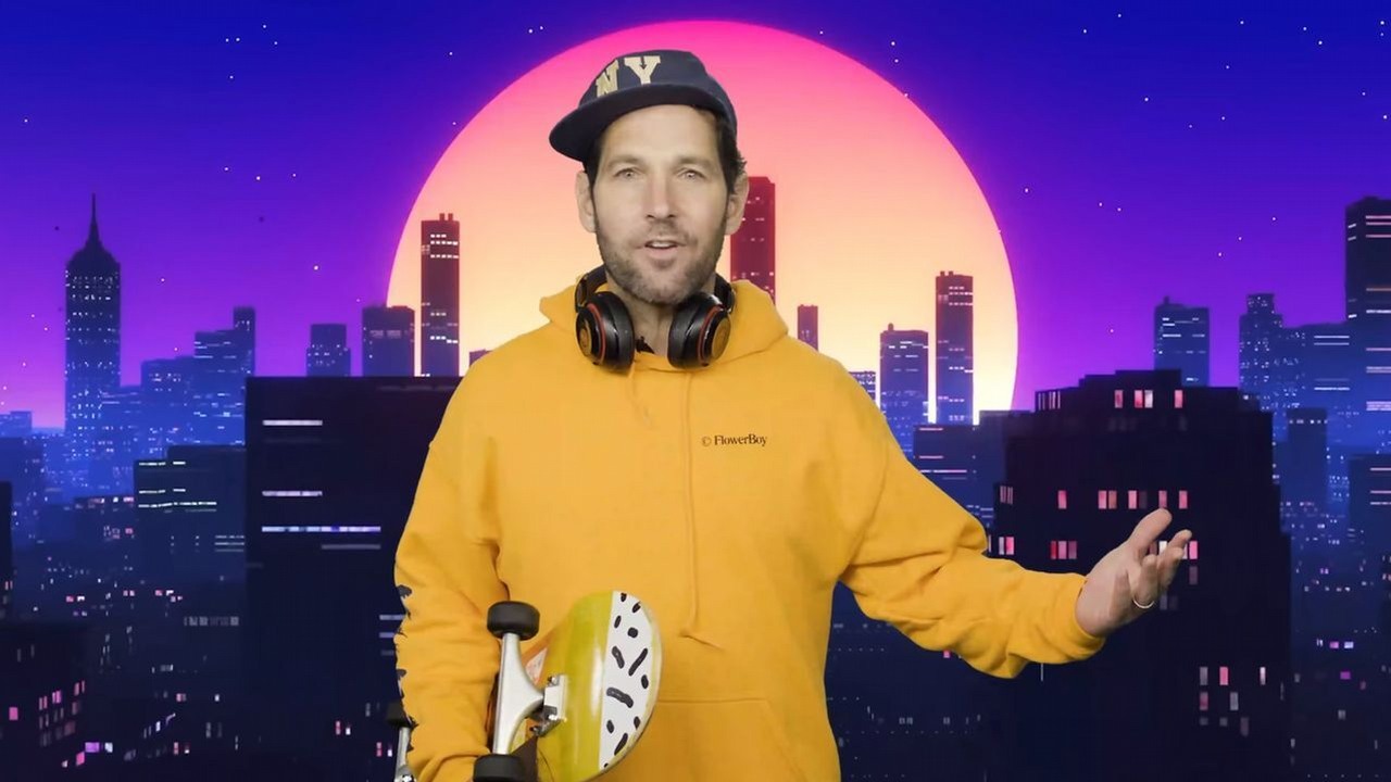 Gwiazda Avengers nosi czapkę z daszkiem, abyś Ty mógł nosić maseczkę.