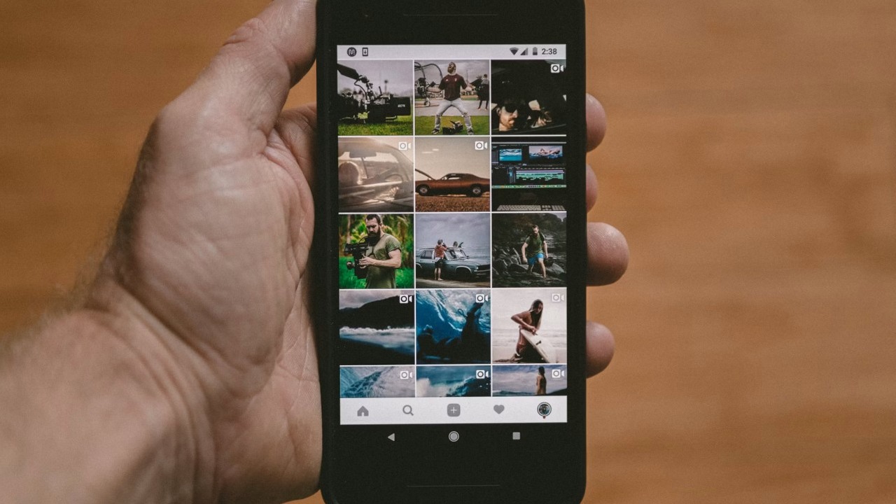 Zdjęcia Google pożerają miejsce na dysku. Te trzy ustawienia rozwiązują problem bez usuwania czegokolwiek, źródło grafiki: Jakob Owens; Unsplash.com; 2018.