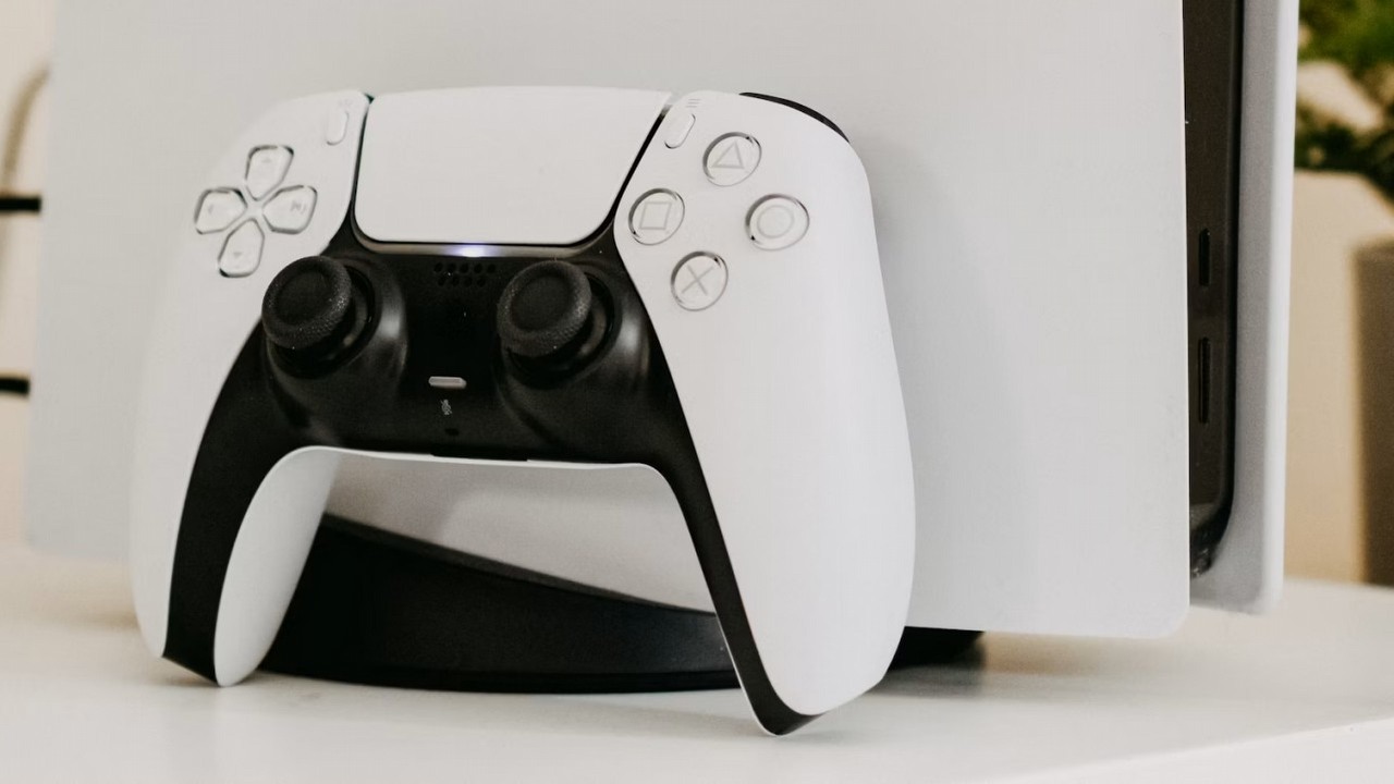 Sony przekonuje w sądzie, że kupno cyfrowej gry nie oznacza własności. Społeczność znalazła 44 kontrprzykłady, źródło grafiki: Unsplash.com: Nik; 2021.