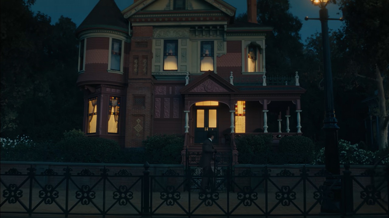 Jeden z największych hitów kryminalnych Netflixa powróci za 3 dni. Pierwszy sezon wyświetlono 115,6 mln razy, źródło grafiki: Potwór: Historia Lizzie Borden, Ryan Murphy, Netflix, 2026.