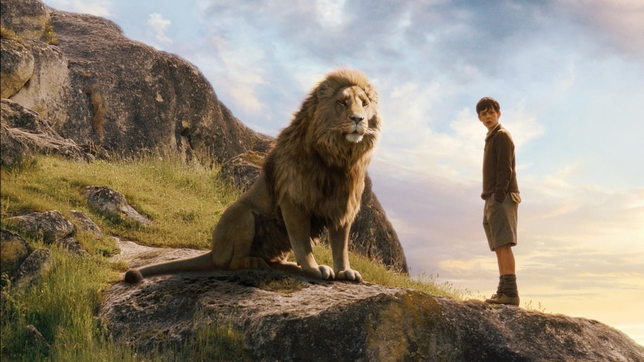 Tak będzie wyglądało epickie fantasy Netflixa za 280 mln dolarów. Nowa Narnia będzie niczym „rockowa opera”, źródło grafiki: Opowieści z Narnii: Lew, czarownica i stara szafa, Andrew Adamson, Buena Vista Pictures Distribution, 2005.