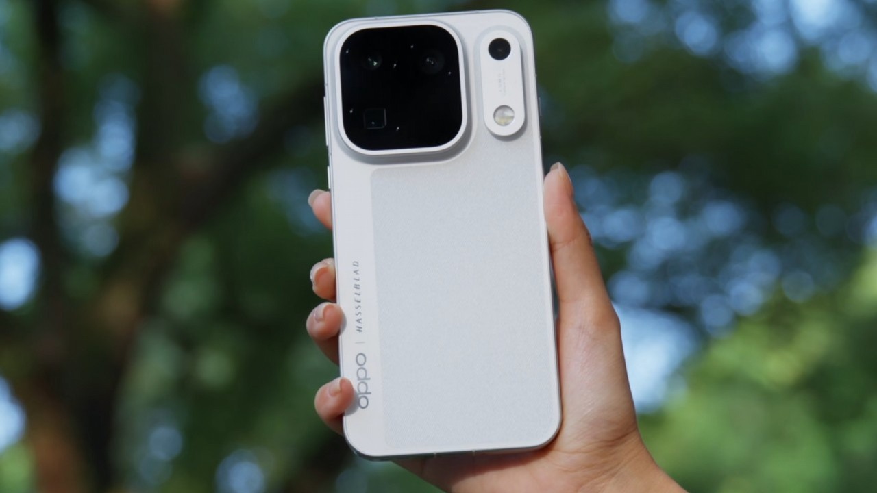 Trzy aparaty 200 Mpix w telefonie. Oppo Find X10 Pro Max podbija fotograficzną licytację na megapiksele, źródło grafiki: YouTube: Kingmi Mobile; 2026.