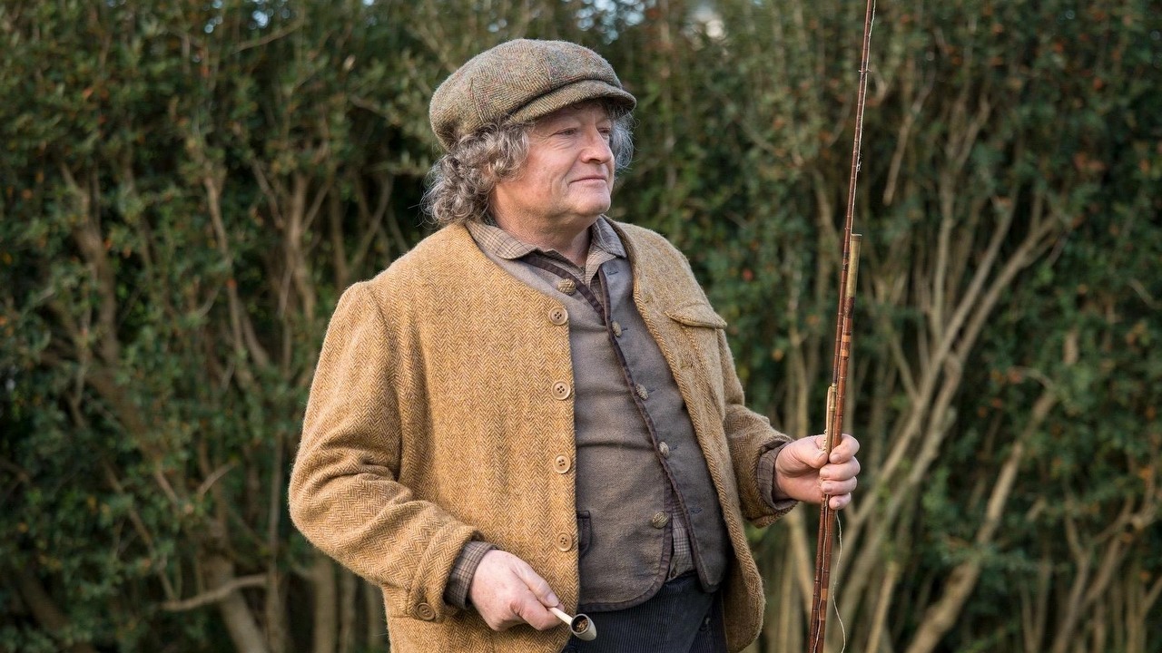 Frodo powraca do Shire. Pierwsze zdjęcia z planu nowego Władcy Pierścieni pokazują znajome miejsca, źródło grafiki: WarnerBros.