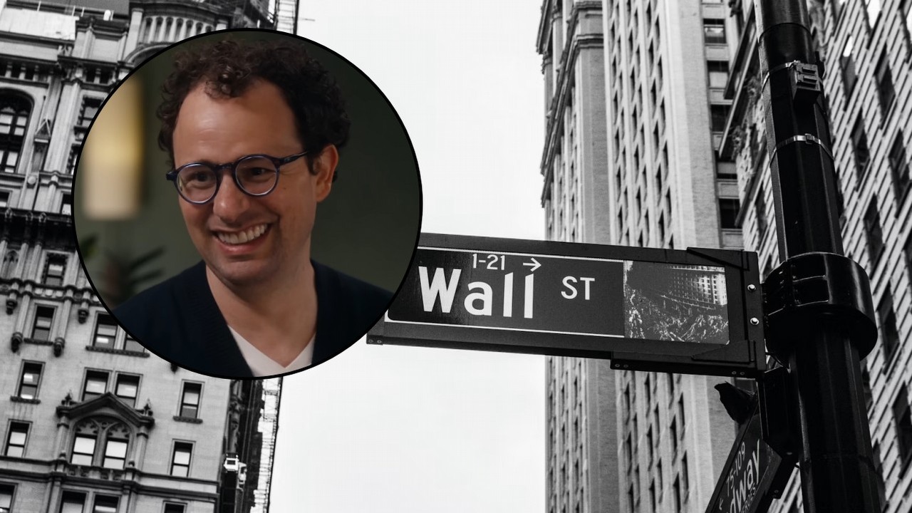 Gigant AI idzie na giełdę i może być wart 2 biliony dolarów. Anthropic szykuje się do podboju Wall Street, źródło grafiki: Unsplash.com: Chris Li; 2016 / YouTube: Bloomberg Originals; 2026.