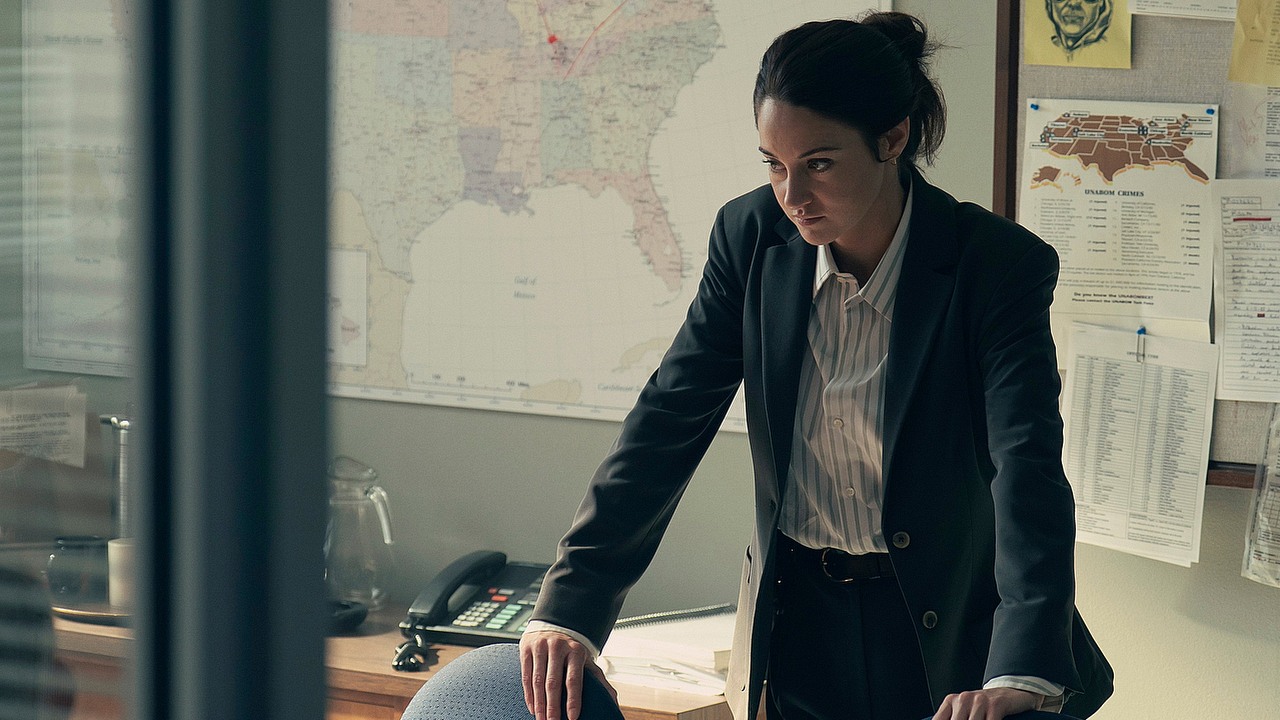 Ponad 16 mln wyświetleń w 3 dni. Nowy thriller psychologiczny z Russellem Crowe’em jest globalnym hitem Netflixa, źródło grafiki: Unabomber, Janus Metz, Netflix, 2026.