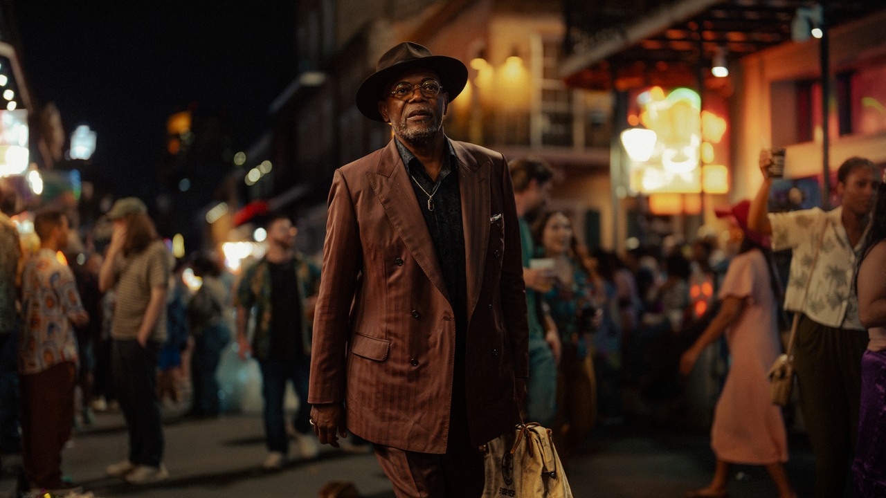 Nadchodzi spin-off jednego z największych współczesnych seriali gangsterskich. Kryminał z Samuelem L. Jacksonem ma zwiastun, źródło grafiki: Frisco King, Taylor Sheridan, SkyShowtime, 2026.