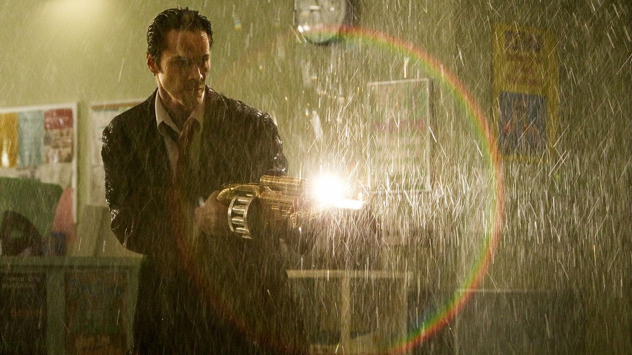 Mroczne fantasy z Keanu Reevesem podbija Netflixa w Polsce. Po ponad 20 latach ma wreszcie doczekać się kontynuacji, źródło grafiki: Constantine, Francis Lawrence, DC, 2005.
