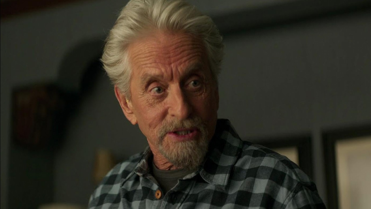 Marvel „nie pozwolił” odejść legendzie Hollywood. Gwiazdor nalegał, by uśmiercono jego postać w filmie MCU, ale nic z tego nie wyszło, źródło grafiki: Ant-Man i Osa: Kwantomania, Peyton Reed, Marvel Studios, 2023.