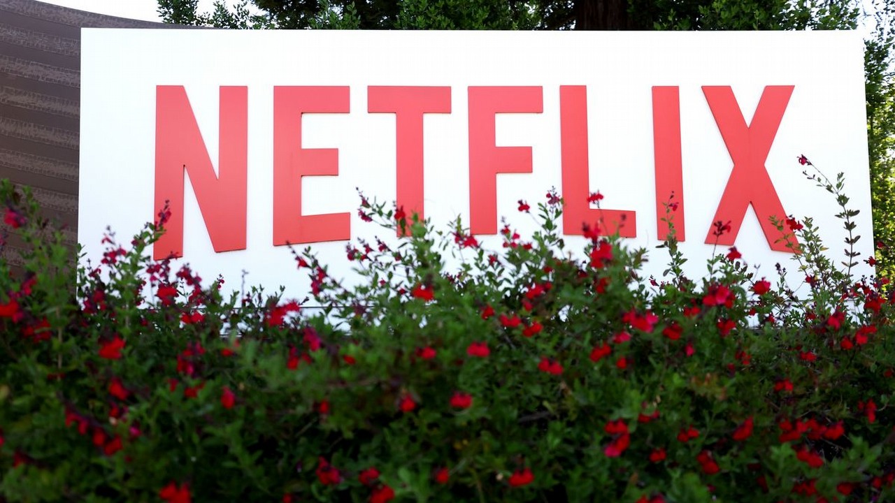 Netflix odkrył niepokojącą prawdę o swoich widzach. Wewnętrzne dane ujawniają problematyczny trend, źródło grafiki: Netflix.