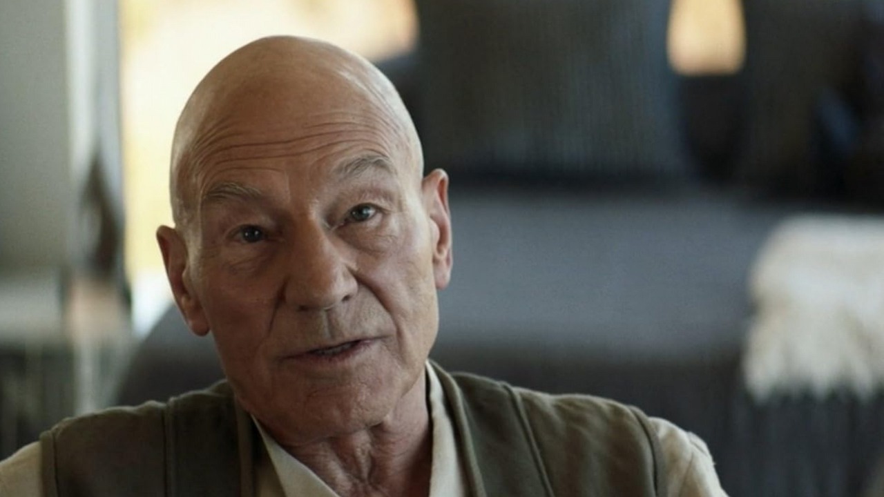 Sir Patrick Stewart pozostawił po sobie niezwykłe dziedzictwo. Przyjaciele celebrują życie i dorobek legendarnego aktora, źródło grafiki: Star Trek: Picard, Alex Kurtzman, Paramount, 2020.