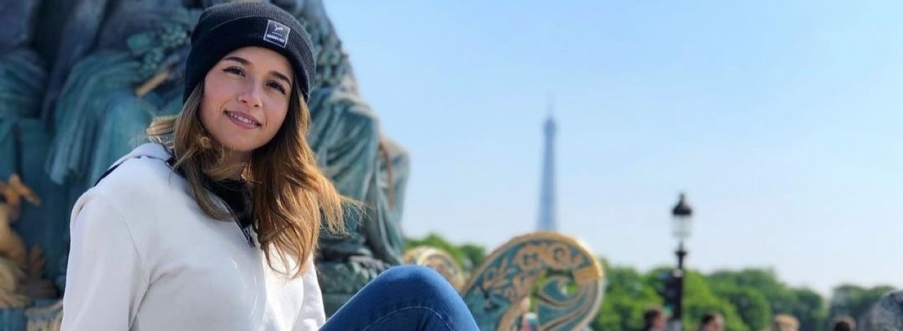 Pokimane odchodzi od Twitcha; platforma nie pasuje do jej stylu życia.