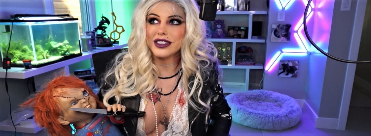 Adriana Chechik straciła ciążę w wyniku wypadku na TwitchConie, źródło grafiki: Twitch, Adriana Chechik.